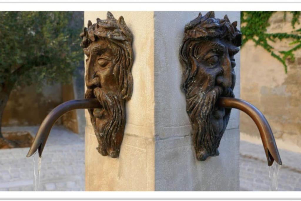 Charming Small House Close To Uzes Foissac  エクステリア 写真